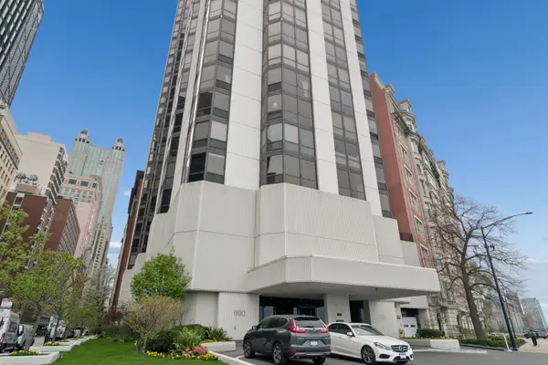 990 N Lake Shore Drive #16C, Chicago, IL 60611