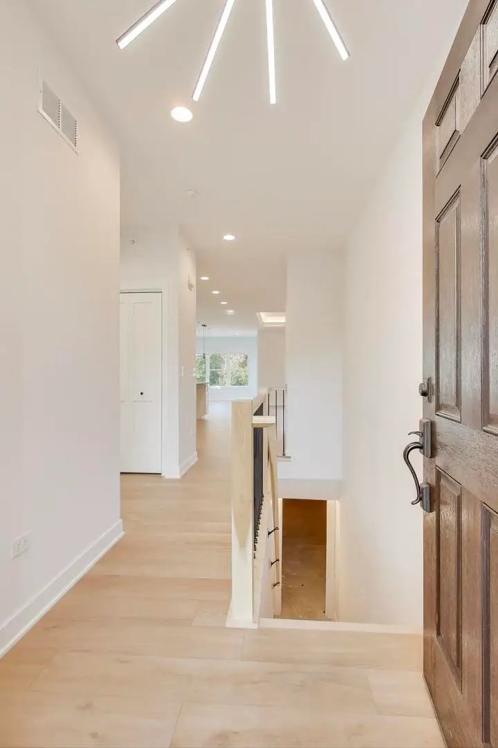 902 N Quentin Street, Palatine, IL 60067 - #2