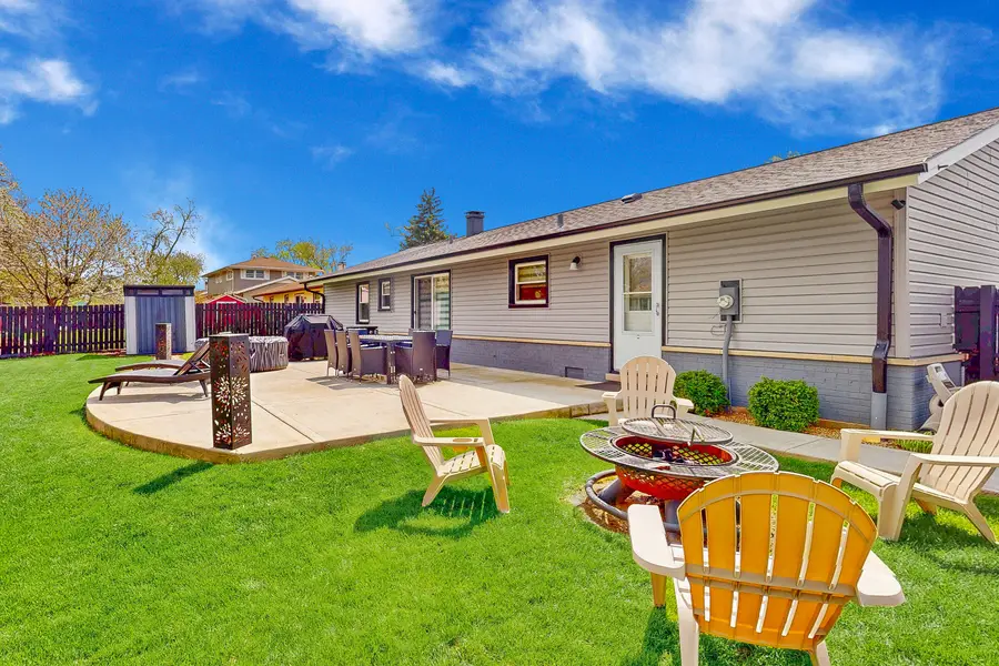 254 Harmony Lane, Elk Grove Village, IL 60007 - #2