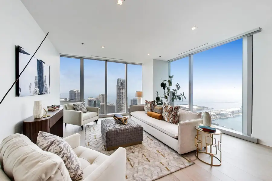 Address Withheld By Seller, Chicago, IL 60601 - #2