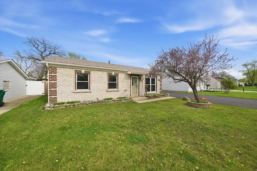 327 Fremont Avenue, Romeoville, IL 60446 - #2