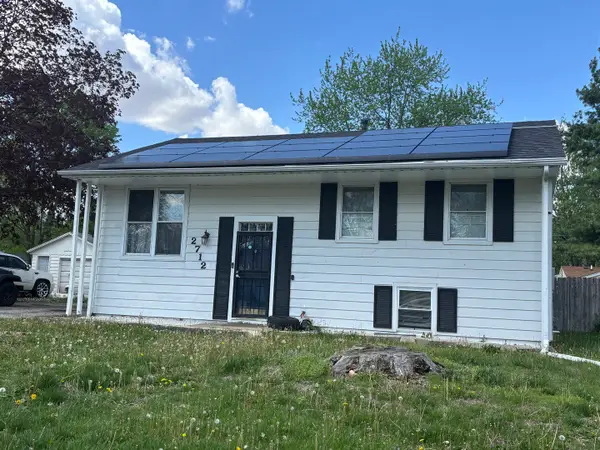 2712 Willowpark Drive, Champaign, IL 61821