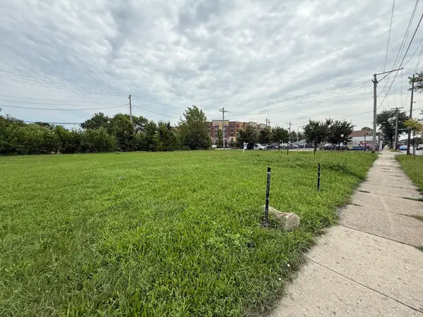 1825 S Kostner Avenue, Chicago, IL 60623