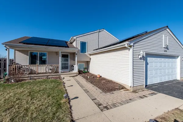 1230 Pheasant Run, Zion, IL 60099