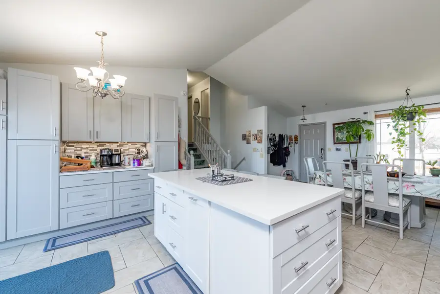 1230 Pheasant Run, Zion, IL 60099 - #2