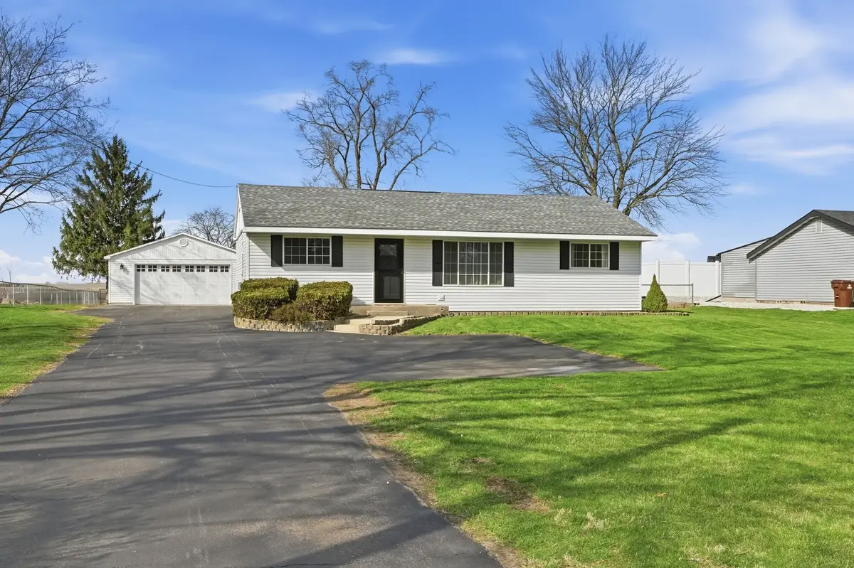 11929 E 3500n Road, Momence, IL 60954 - #1