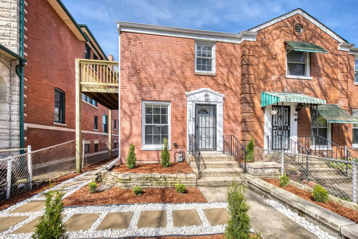 4134 S Michigan Avenue, Chicago, IL 60653 - #1