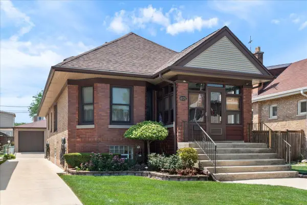 4026 N Major Avenue, Chicago, IL 60634