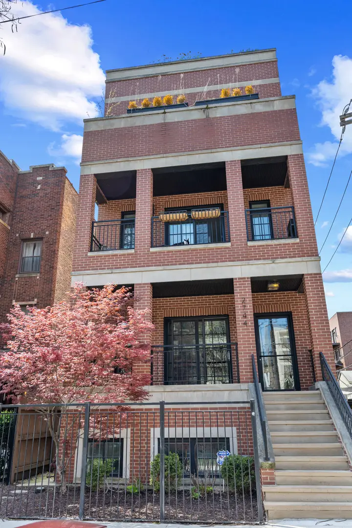 2744 N Mildred Avenue #1, Chicago, IL 60614 - #1