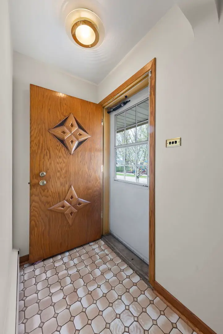 6428 S Kildare Avenue, Chicago, IL 60629 - #2