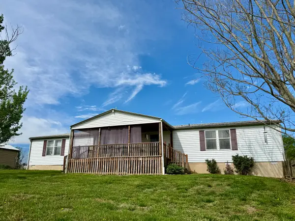 2025 Central Hill Road, Grantsburg, IL 62943