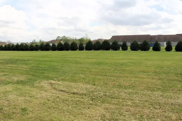 1307 W Leander Street, Clinton, IL 61727