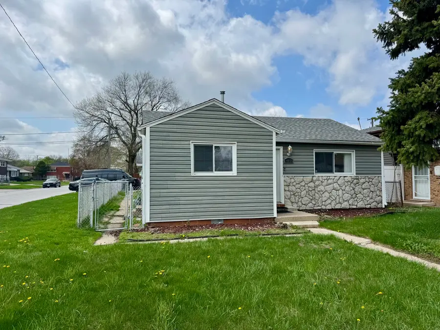 14056 S Marquette Avenue, Burnham, IL 60633 - #2