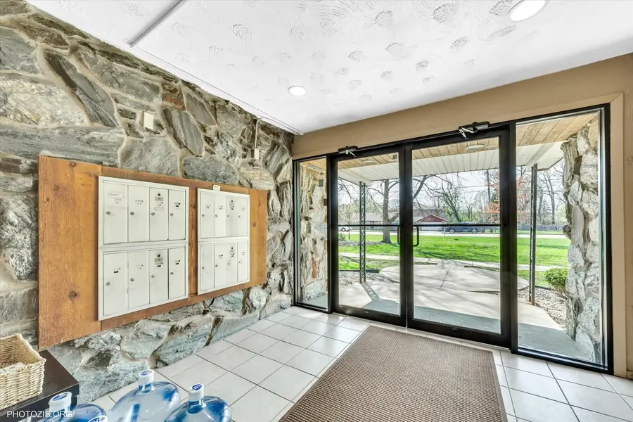 9205 Potter Road #1C, Des Plaines, IL 60016 - #2