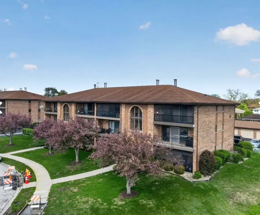 11111 Heritage Drive #3B, Palos Hills, IL 60465 - #2