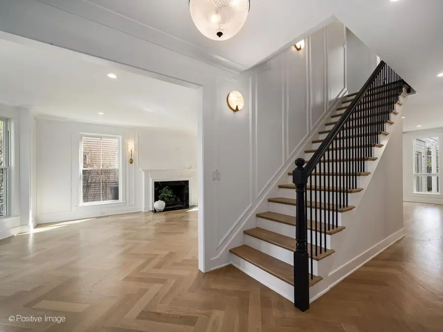 915 Pontiac Road, Wilmette, IL 60091 - #3