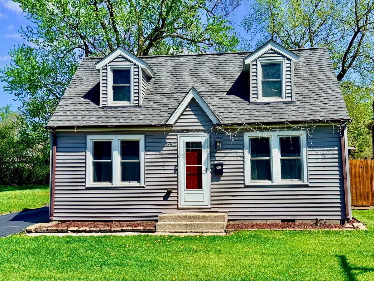 11709 S Hamlin Avenue, Alsip, IL 60803 - #1