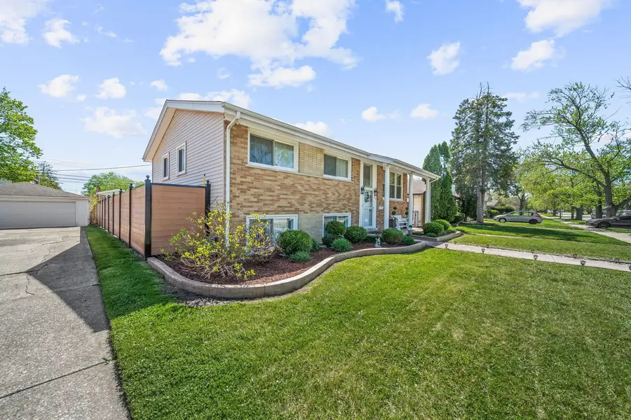 1329 Buffalo Avenue, Calumet City, IL 60409 - #3