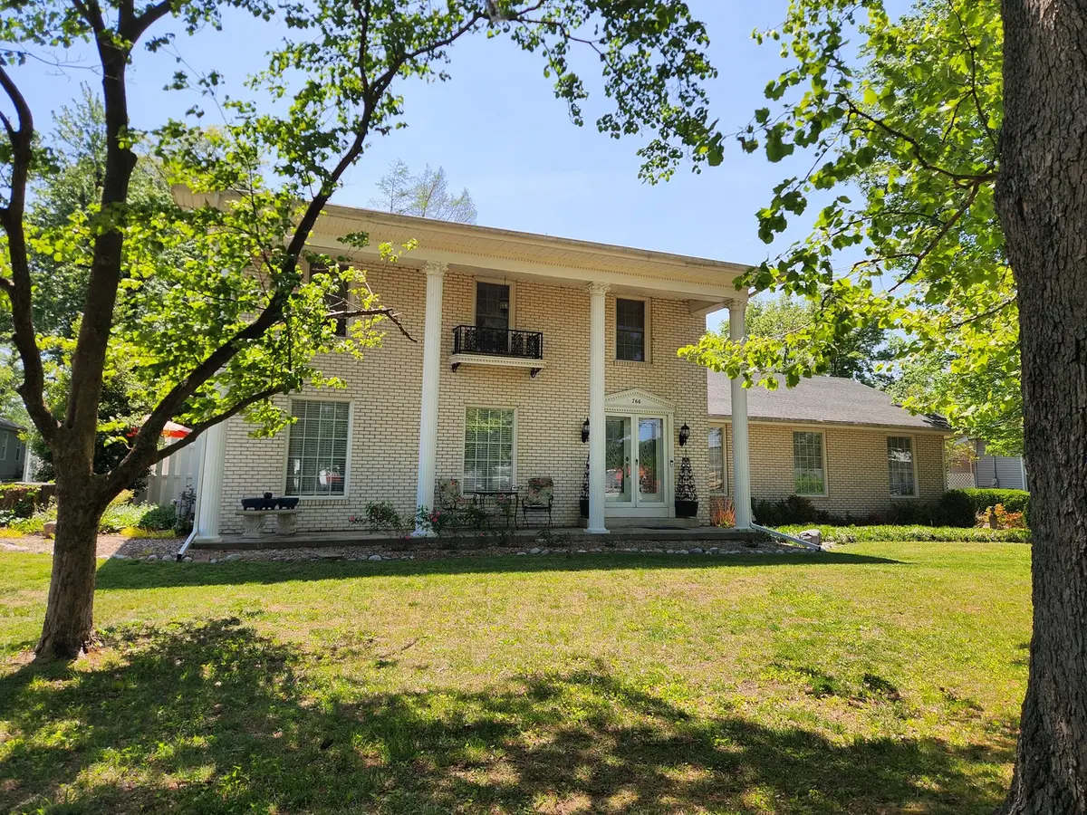 766 Fairfield Road, Mount Vernon, IL 62864 - #1