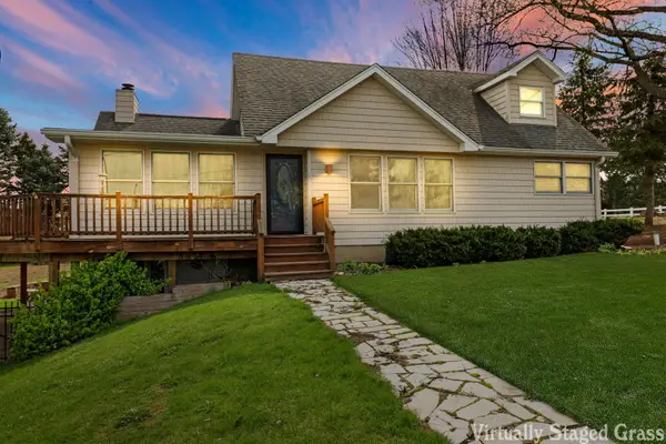 34899 N Park Drive, Ingleside, IL 60041