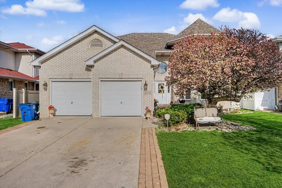 10745 Lockwood Avenue, Oak Lawn, IL 60453 - #2