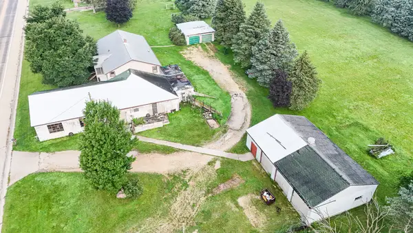 7916 W Pines Road, Polo, IL 61064