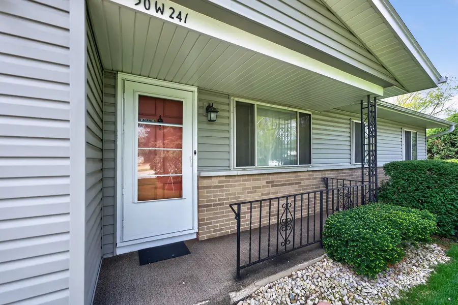 Address Withheld By Seller, Naperville, IL 60563 - #2