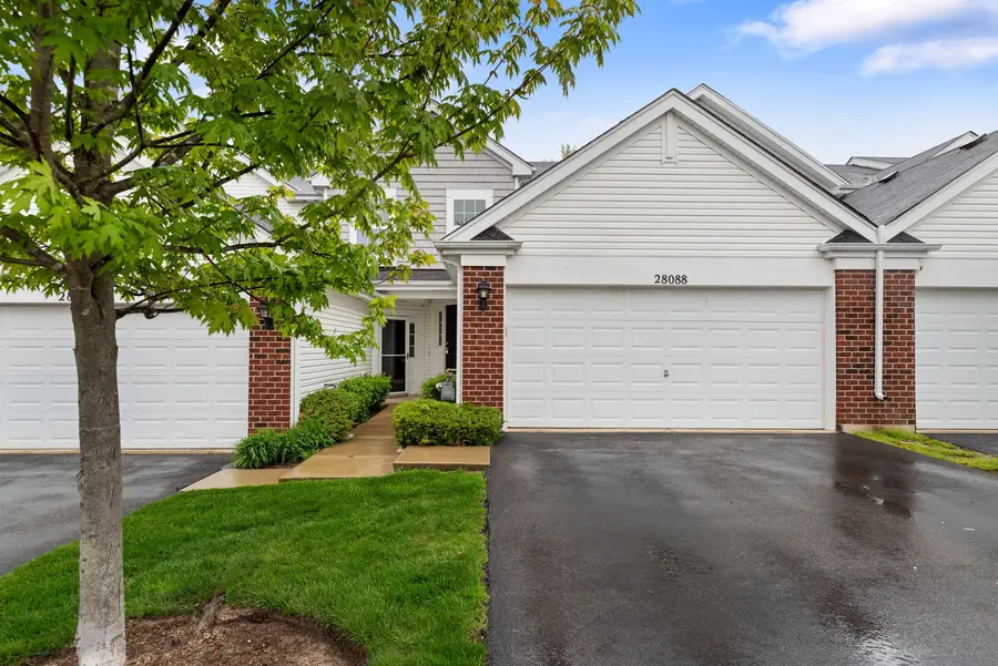 28088 W Niagara Street, Lakemoor, IL 60051 - #2