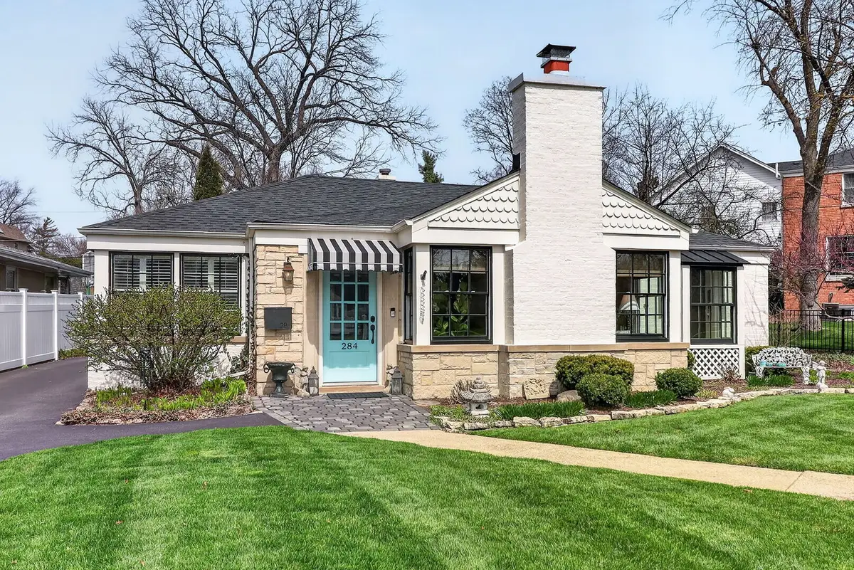 284 Chesterfield Avenue, Glen Ellyn, IL 60137 - #1