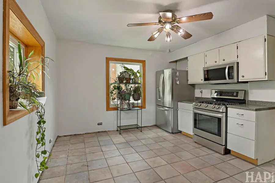 397 Bernard Drive, Buffalo Grove, IL 60089 - #2