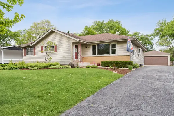 5324 Clover Drive, Lisle, IL 60532