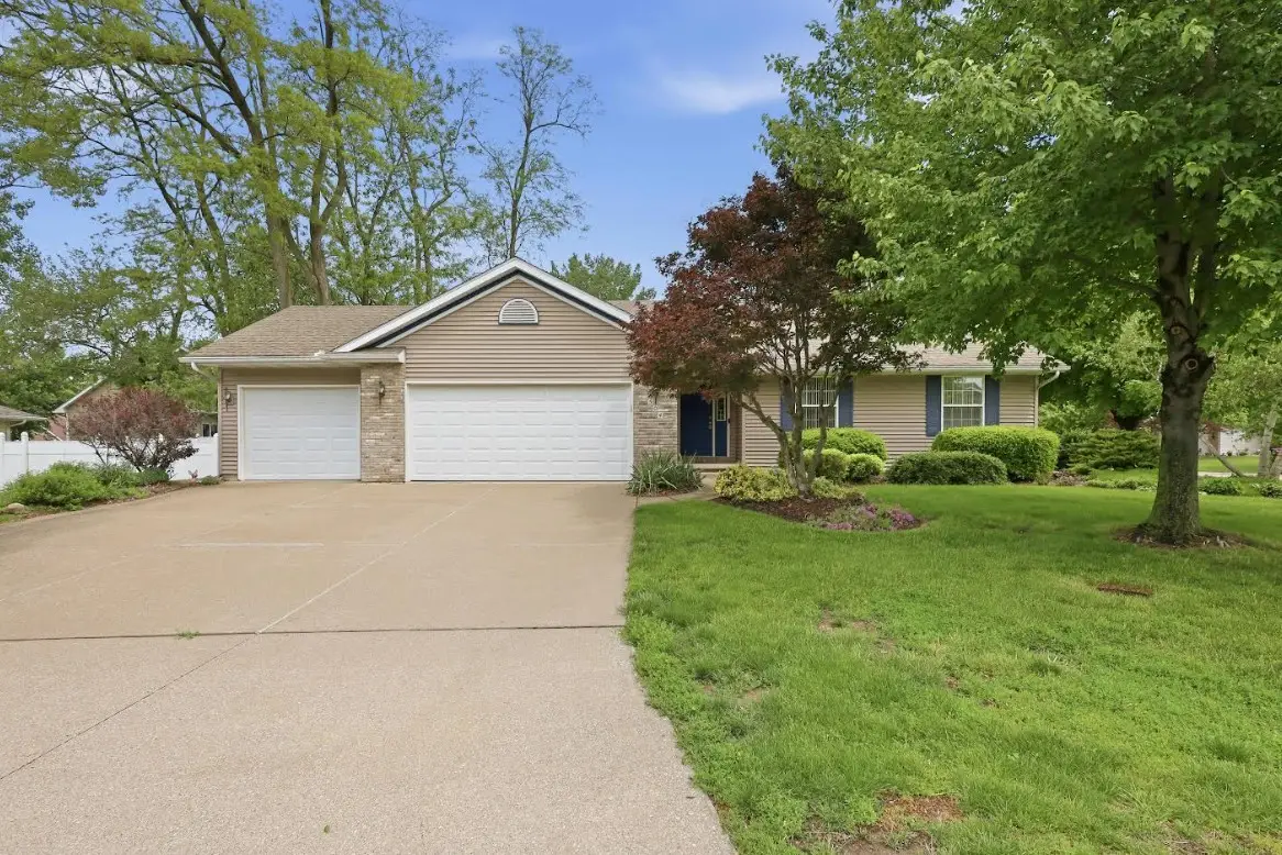 504 E 12th Avenue, Coal Valley, IL 61240 - #1