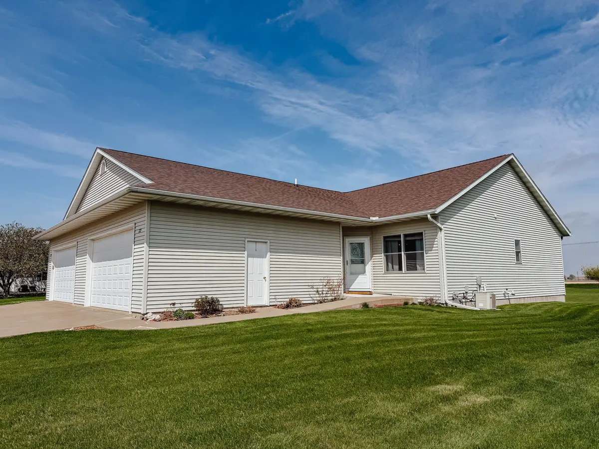 712 W St Joseph Street, Preston, IA 52069 - #1