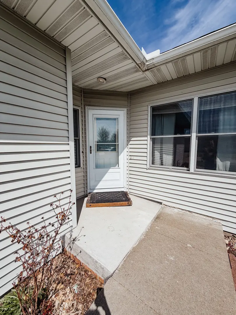 712 W St Joseph Street, Preston, IA 52069 - #2