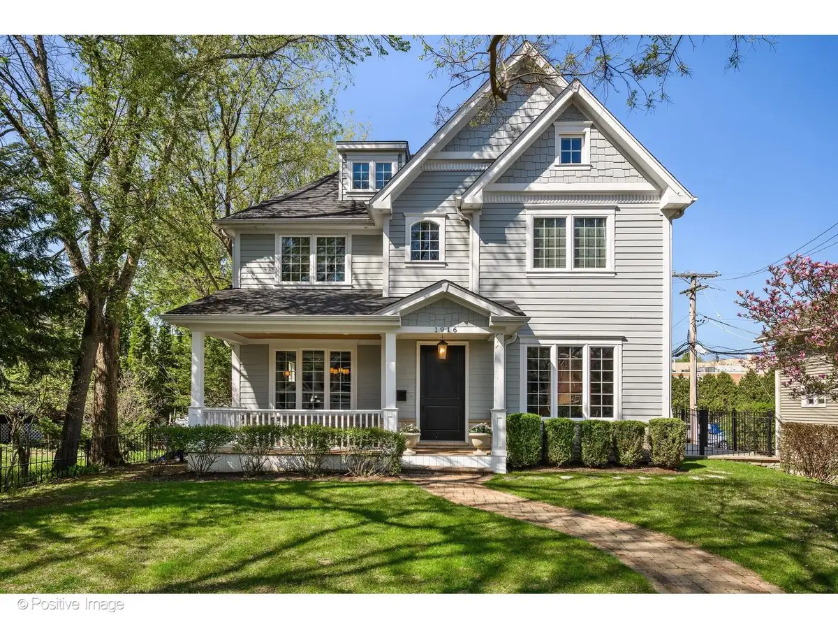 1916 Washington Avenue, Wilmette, IL 60091 - #1