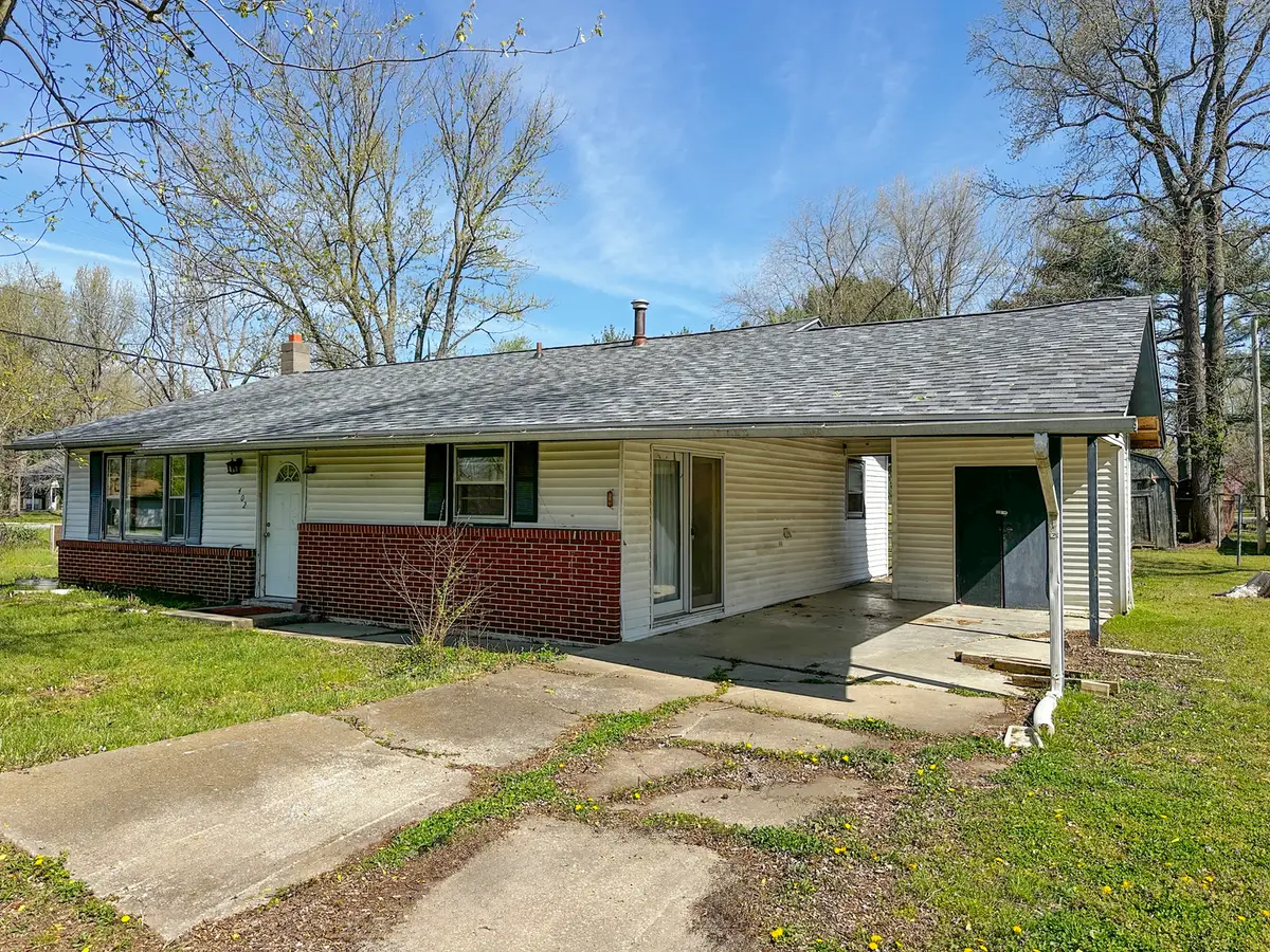 402 E Logan Street, De Soto, IL 62924 - #1