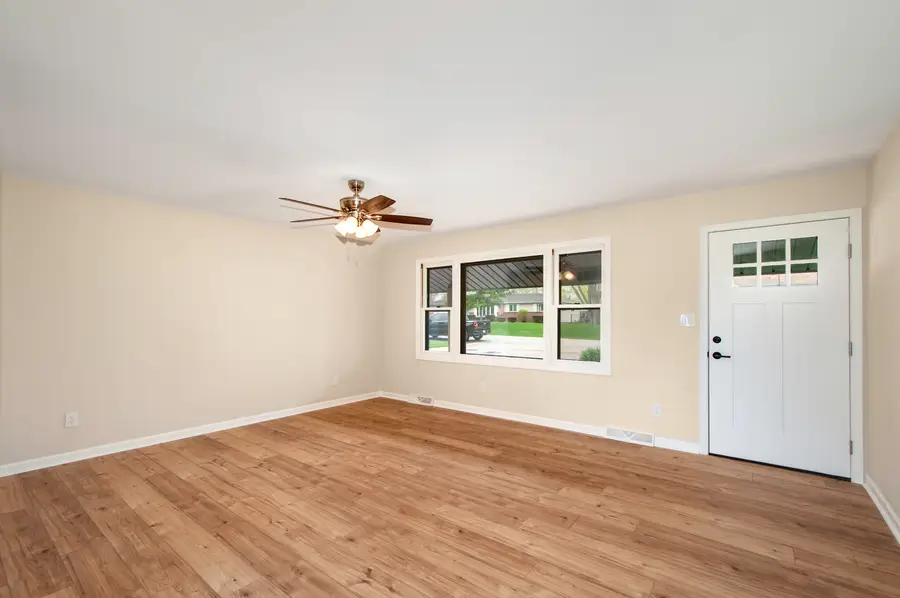 931 Regent Street, New Lenox, IL 60451 - #2