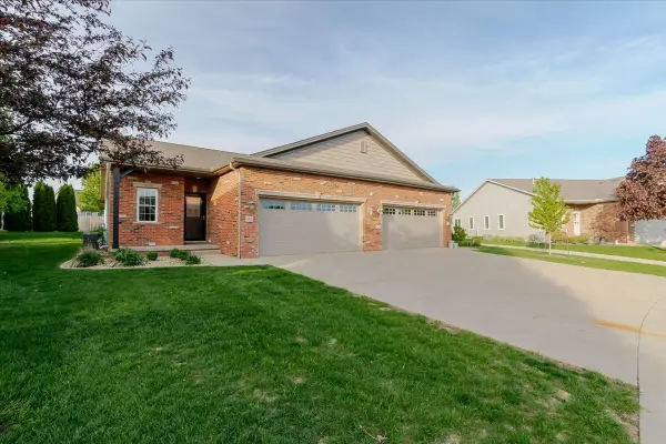 43 Yukon Circle, Bloomington, IL 61705