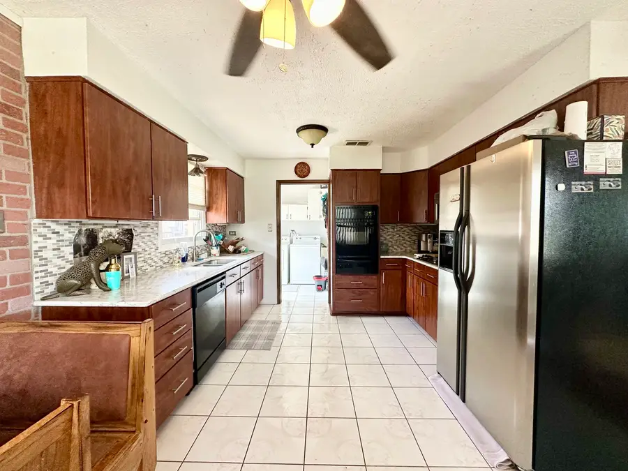 8404 S 79th Avenue, Justice, IL 60458 - #3