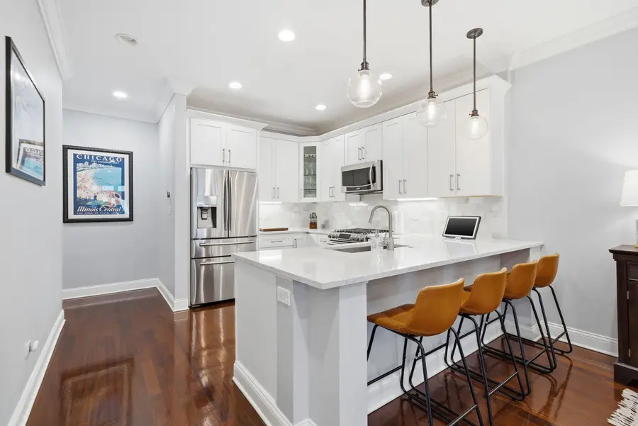 1443 W Belmont Avenue #1, Chicago, IL 60657 - #3