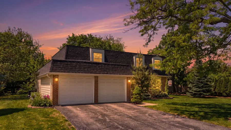 2770 Sioux Trail, Glenview, IL 60026 - #2
