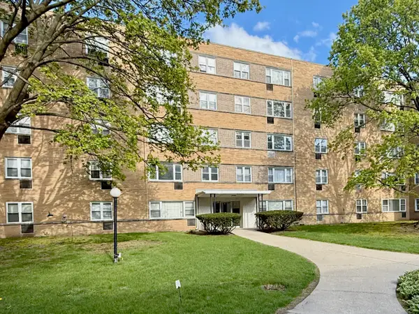 2025 W Granville Avenue #B110, Chicago, IL 60659