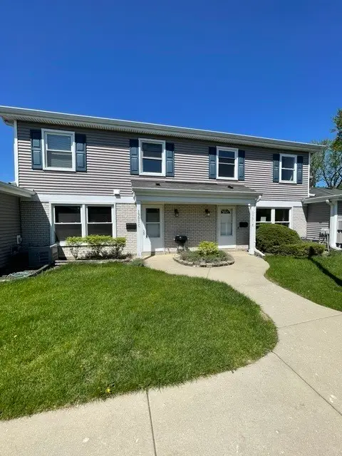 1301 Kingsbury Drive #B, Hanover Park, IL 60133 - #1