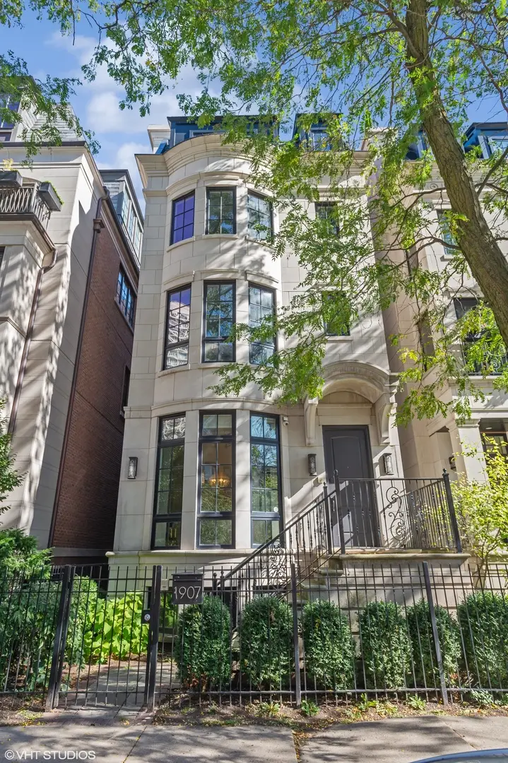 1907 N Lincoln Park West Street, Chicago, IL 60614 - #1