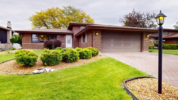 15505 Orogrande Drive, Oak Forest, IL 60452