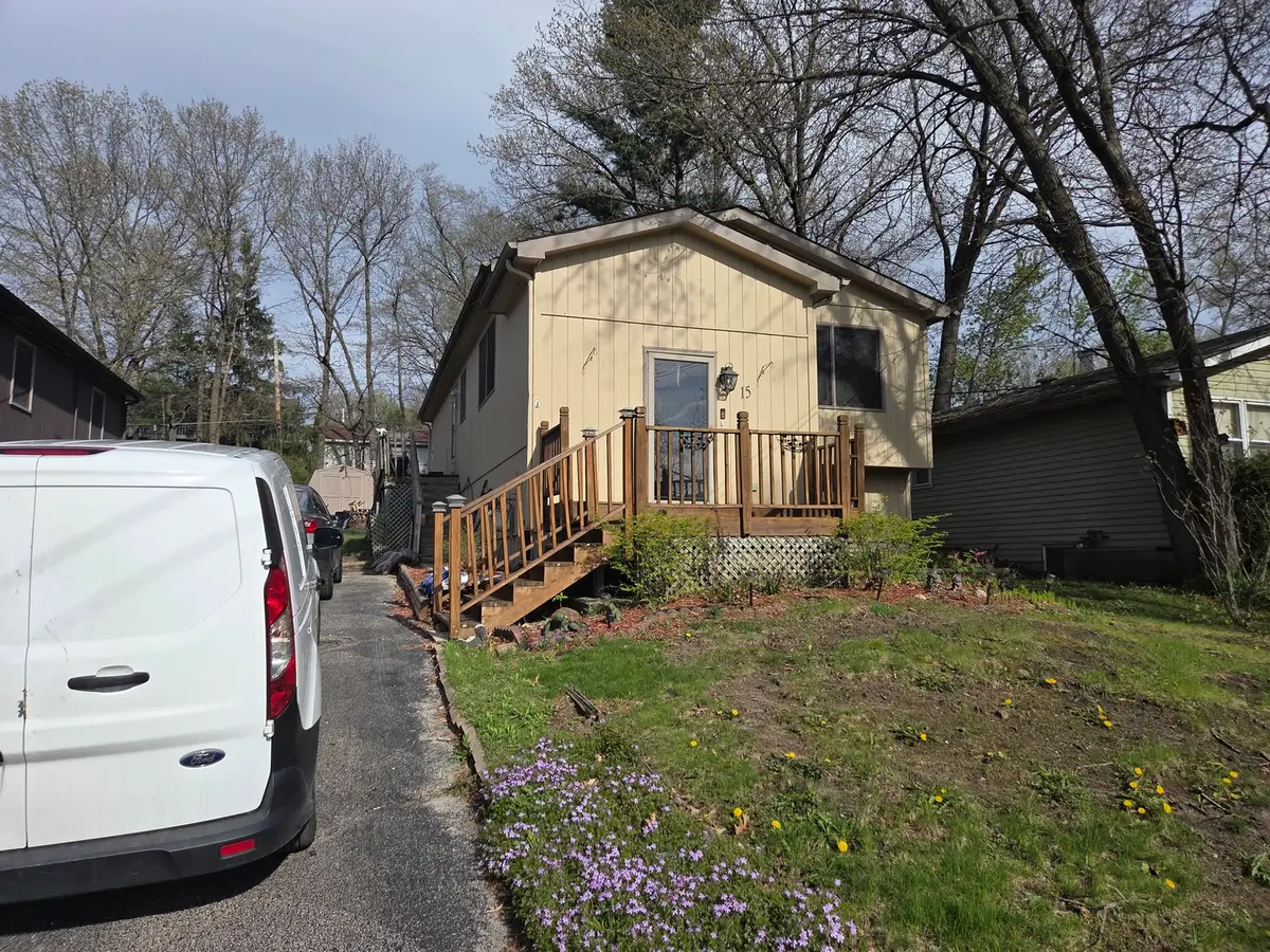 15 Ridgeland Avenue, Fox Lake, IL 60020 - #1