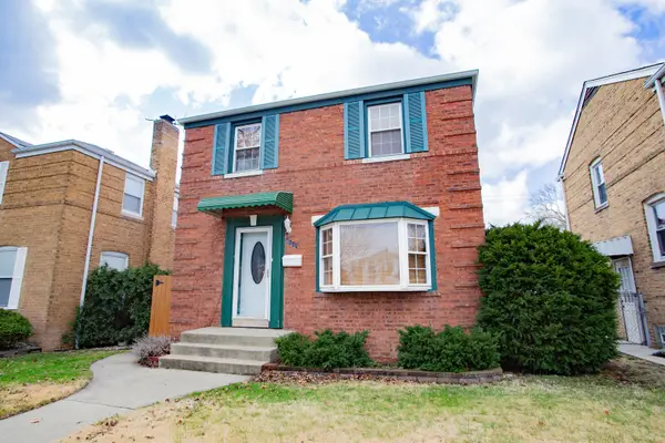 6617 W Foster Avenue, Chicago, IL 60656