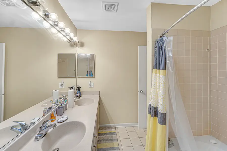1150 E 46th Street, Chicago, IL 60653 - #3