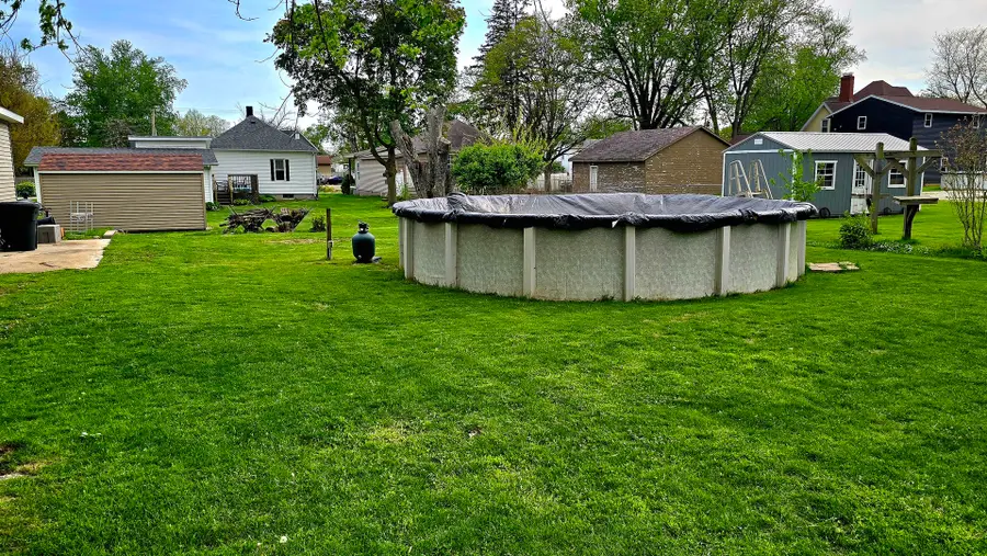 110 E Park Avenue, Deer Creek, IL 61733 - #3