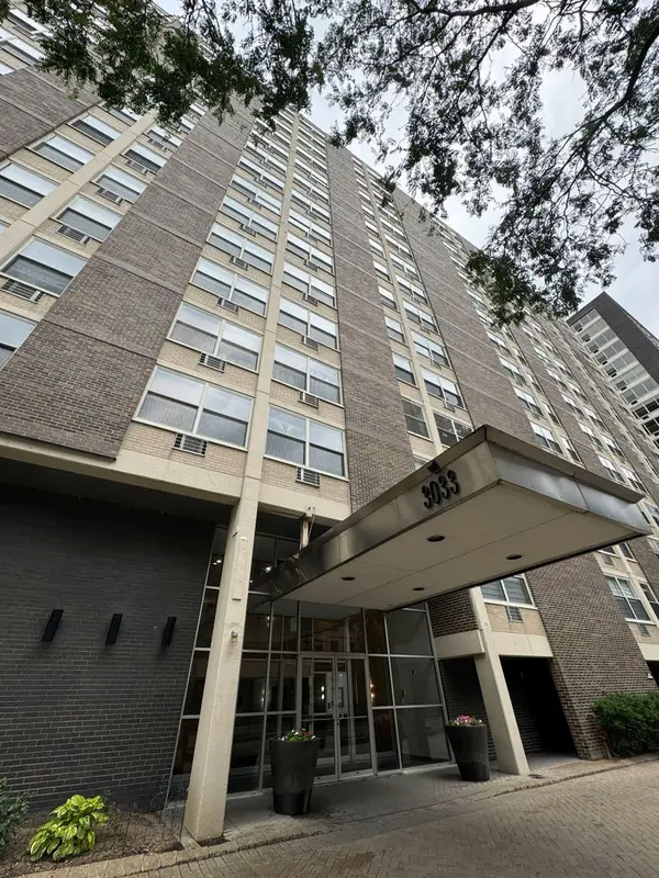 3033 N Sheridan Road #1505, Chicago, IL 60657